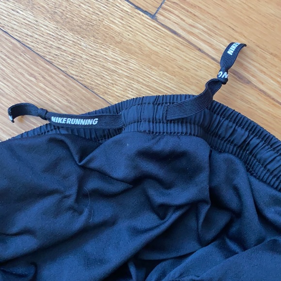 Nike Dri-Fit Running Shorts - Picture 6 of 8